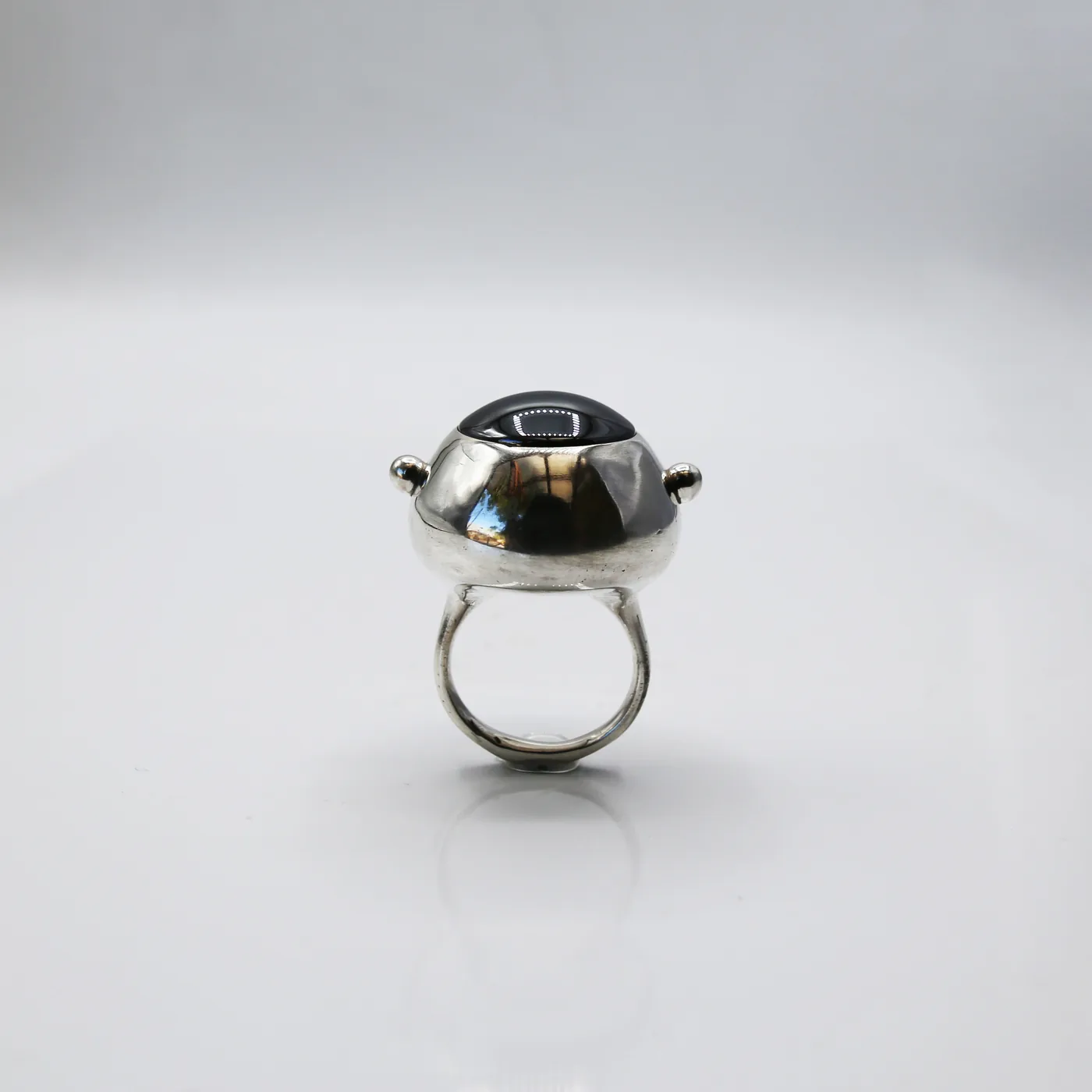 Reflection ring