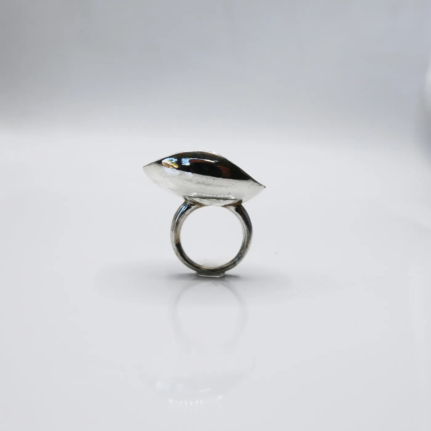 Solstice ring